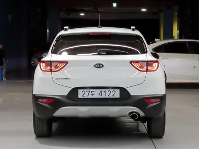 Kia Stonic 2018, 50520 км, за 7085.74 USD