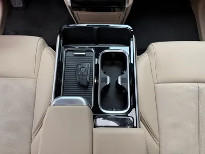 Buick GL8 Hybrid 2025, 18000 км, за 36860.27 USD - фото 8
