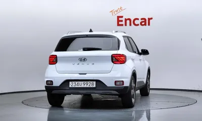 Hyundai Venue 2022, 62152 км, за 10733.81 USD