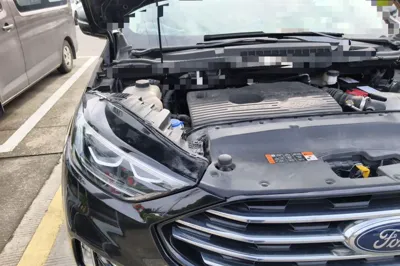 Ford Edge 2020, 59100 км, за 15907 USD - фото 23