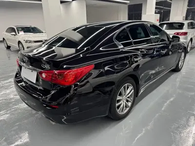 Infiniti Q50L 2017, 70000 км, за 7333.69 USD - фото 11