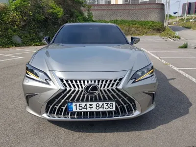 Lexus ES 2026, 23277 км, за 34388.6 USD