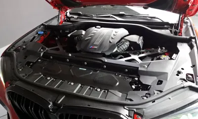 BMW X6M 2022, 57461 км, за 57080.9 USD - фото 6