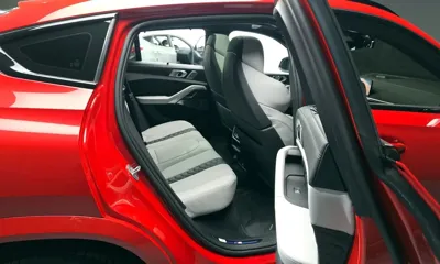 BMW X6M 2022, 57461 км, за 57080.9 USD - фото 12