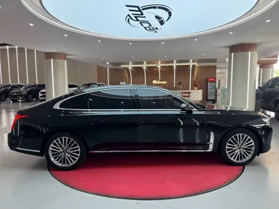 Hongqi Hongqi H9 2022, 71000 км, за 19891.24 USD