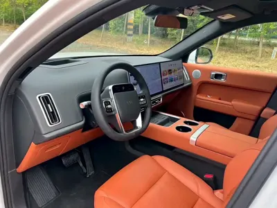 Li Auto Li L7 2024, 51000 км, за 25553.09 USD - фото 6
