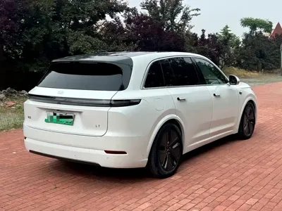 Li Auto Li L7 2024, 51000 км, за 25553.09 USD - фото 9
