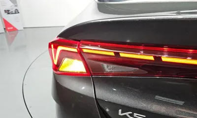 Kia K5 2023, 26432 км, за 14769.59 USD - фото 23