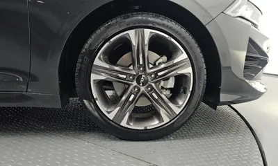 Kia K5 2022, 44640 км, за 26441.06 USD - фото 21