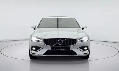 Volvo S60 2023, 10118 км, за 25045.56 USD