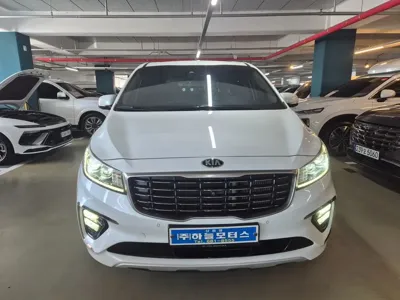 Kia Canival 2019, 158515 км, за 9183.41 USD