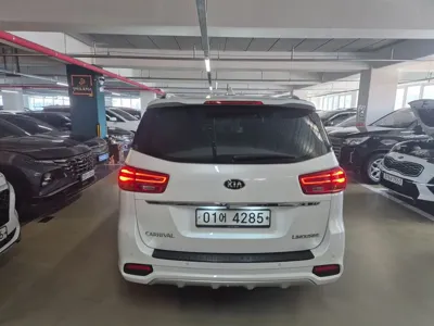 Kia Canival 2019, 158515 км, за 9183.41 USD