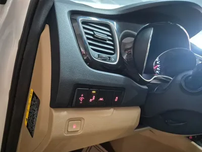 Kia Canival 2019, 158515 км, за 9114.01 USD - фото 15