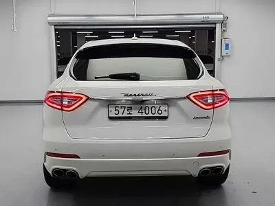 Maserati Levante 2017, 83482 км, за 17773.37 USD