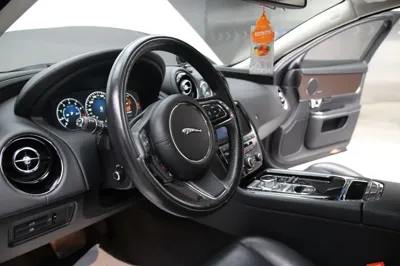 Jaguar XJ 2016, 106100 км, за 8527.24 USD - фото 11