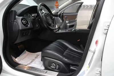 Jaguar XJ 2016, 106100 км, за 8527.24 USD - фото 12