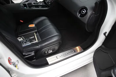 Jaguar XJ 2016, 106100 км, за 8527.24 USD - фото 17