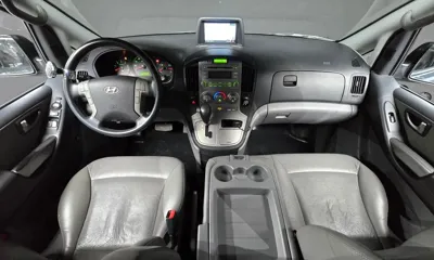 Hyundai Starex 2015, 59655 км, за 8126.86 USD - фото 7