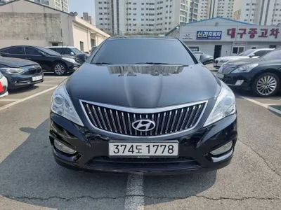Hyundai Grandeur 2014, 237439 км, за 1897.07 USD
