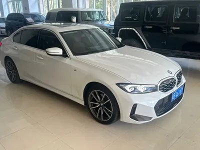 BMW 3 Series 2024, 35000 км, за 26226.97 USD