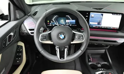 BMW 1-Series 2025, 5411 км, за 25395.57 USD - фото 13
