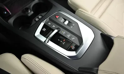BMW 1-Series 2025, 5411 км, за 25395.57 USD - фото 20