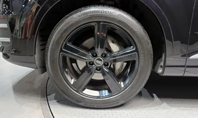 Audi Q7 2019, 79304 км, за 20672.16 USD