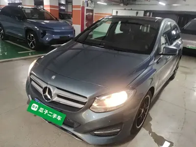 Mercedes-Benz B-Class · 2015 год