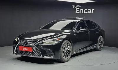 Lexus LS · 2018 год