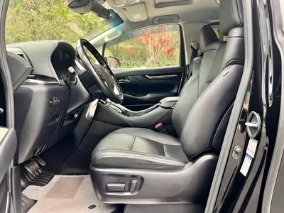 Toyota Vellfire 2020, 95000 км, за 64566.14 USD