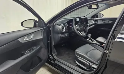 Kia K3 2024, 36239 км, за 10831.04 USD - фото 10