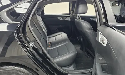 Kia K3 2024, 36239 км, за 10831.04 USD - фото 11