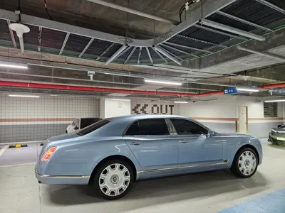 Bentley Mulsanne 2017, 64120 км, за 90586.85 USD