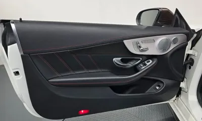 Mercedes-Benz C-Class 2018, 72517 км, за 27756.5 USD - фото 24