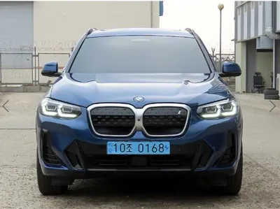 BMW iX3 · 2022 год