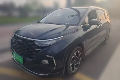 Hyundai Custo · 2024 год