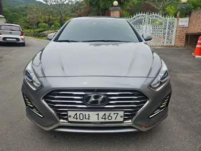 Hyundai Sonata 2018, 95229 км, за 8001.57 USD