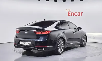 Kia K7 2017, 144839 км, за 6826.83 USD