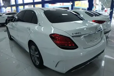 Mercedes-Benz C-Class 2019, 81100 км, за 18656 USD