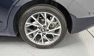 Hyundai Avante 2019, 136216 км, за 7806.41 USD - фото 21