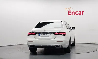 Mercedes-Benz E-Class 2021, 80958 км, за 21990.29 USD