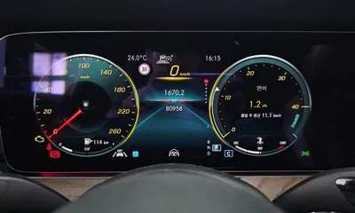 Mercedes-Benz E-Class 2021, 80958 км, за 21990.29 USD - фото 8