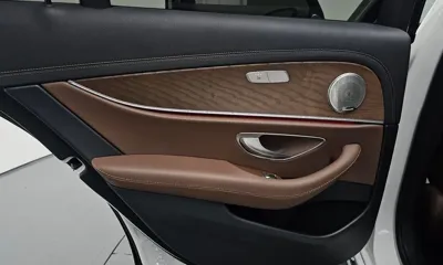Mercedes-Benz E-Class 2021, 80958 км, за 21990.29 USD - фото 25