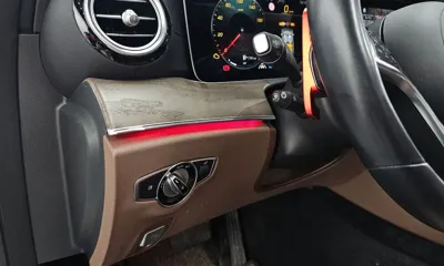Mercedes-Benz E-Class 2021, 80958 км, за 21990.29 USD - фото 29