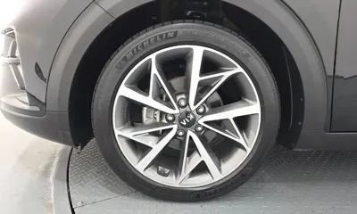 Kia Niro 2020, 87532 км, за 12806.34 USD