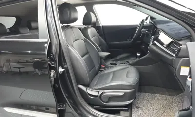 Kia Niro 2020, 87532 км, за 12806.34 USD - фото 11