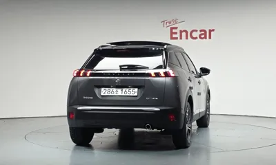Peugeot 2008 2021, 54339 км, за 11487.46 USD