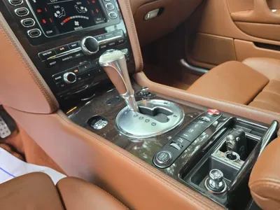 Bentley Flying Spur 2008, 92430 км, за 10874.52 USD - фото 9