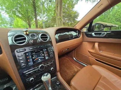 Bentley Flying Spur 2008, 92430 км, за 10874.52 USD - фото 10