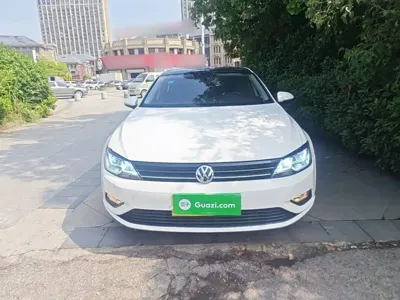 Volkswagen Lamando 2017, 80000 км, за 5952.64 USD